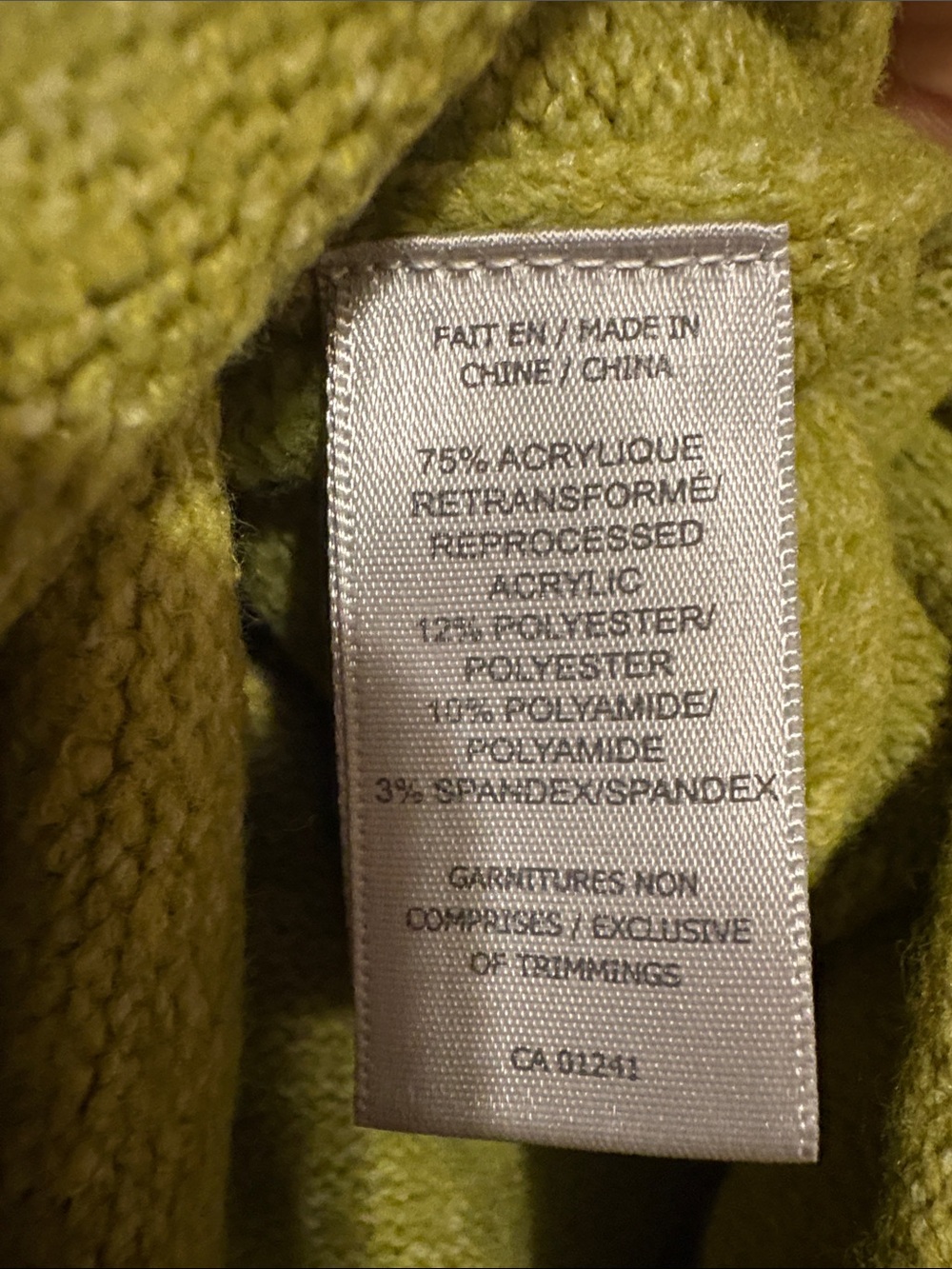 NEW Simons Contemporaine Short-Sleeve Knit Top in Green - Picture 9 of 9